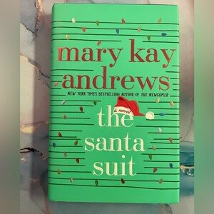 Mary Kay Andrews 'The Santa Suit' Book